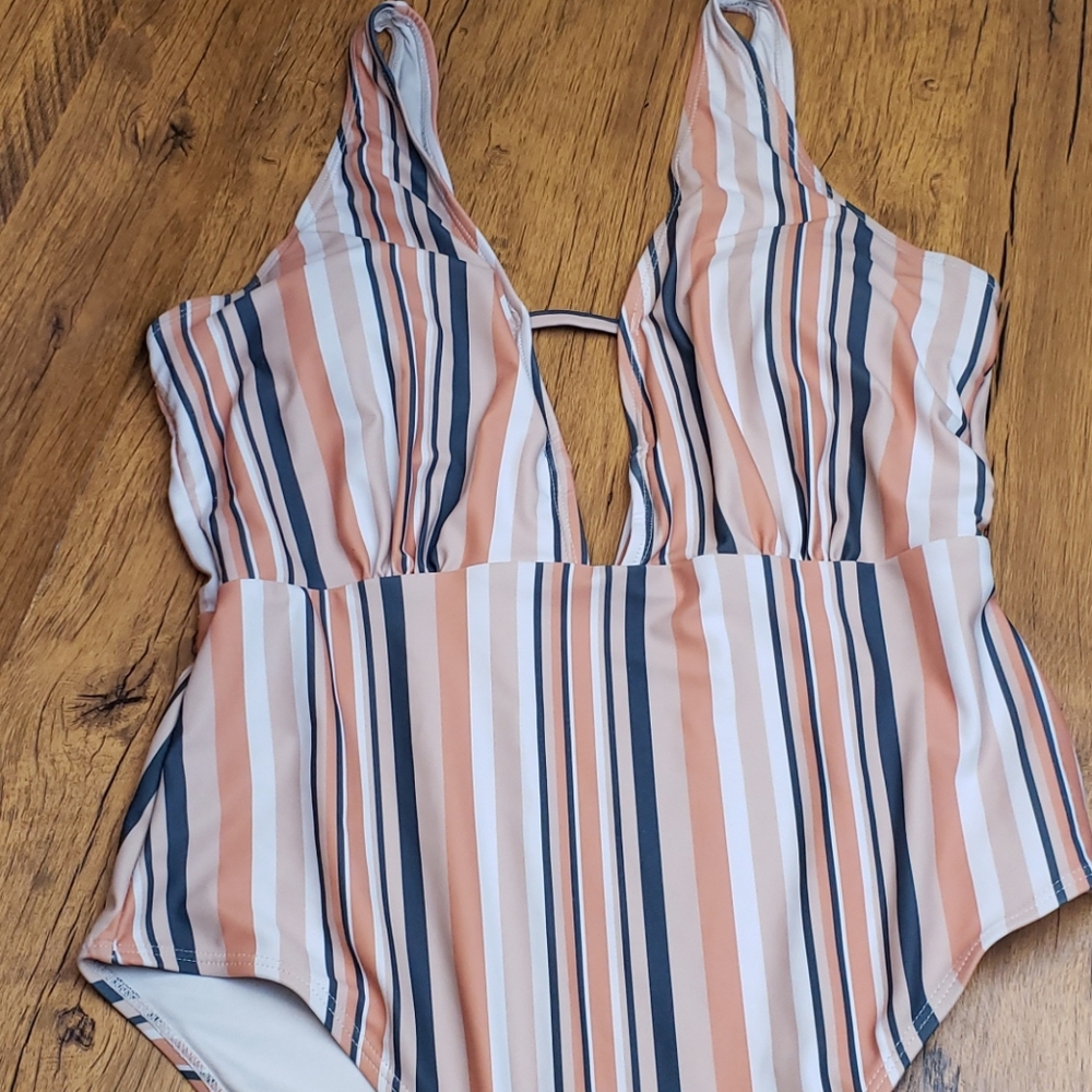 Cupshe One Piece Bathing Suit